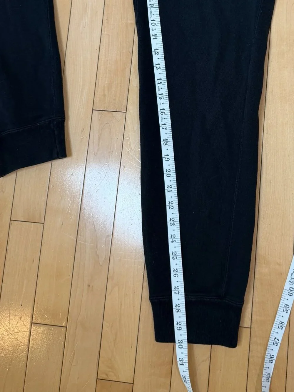 UNIQLO Men's Black Cotton Joggers Sweatpants Size Medium